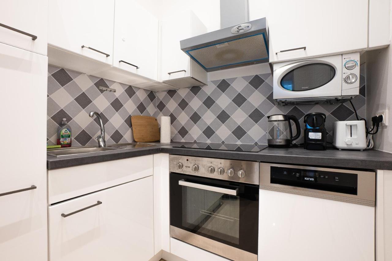Apartment In The Central Area. 5 Minute'S Walk To The Danube. Відень Екстер'єр фото
