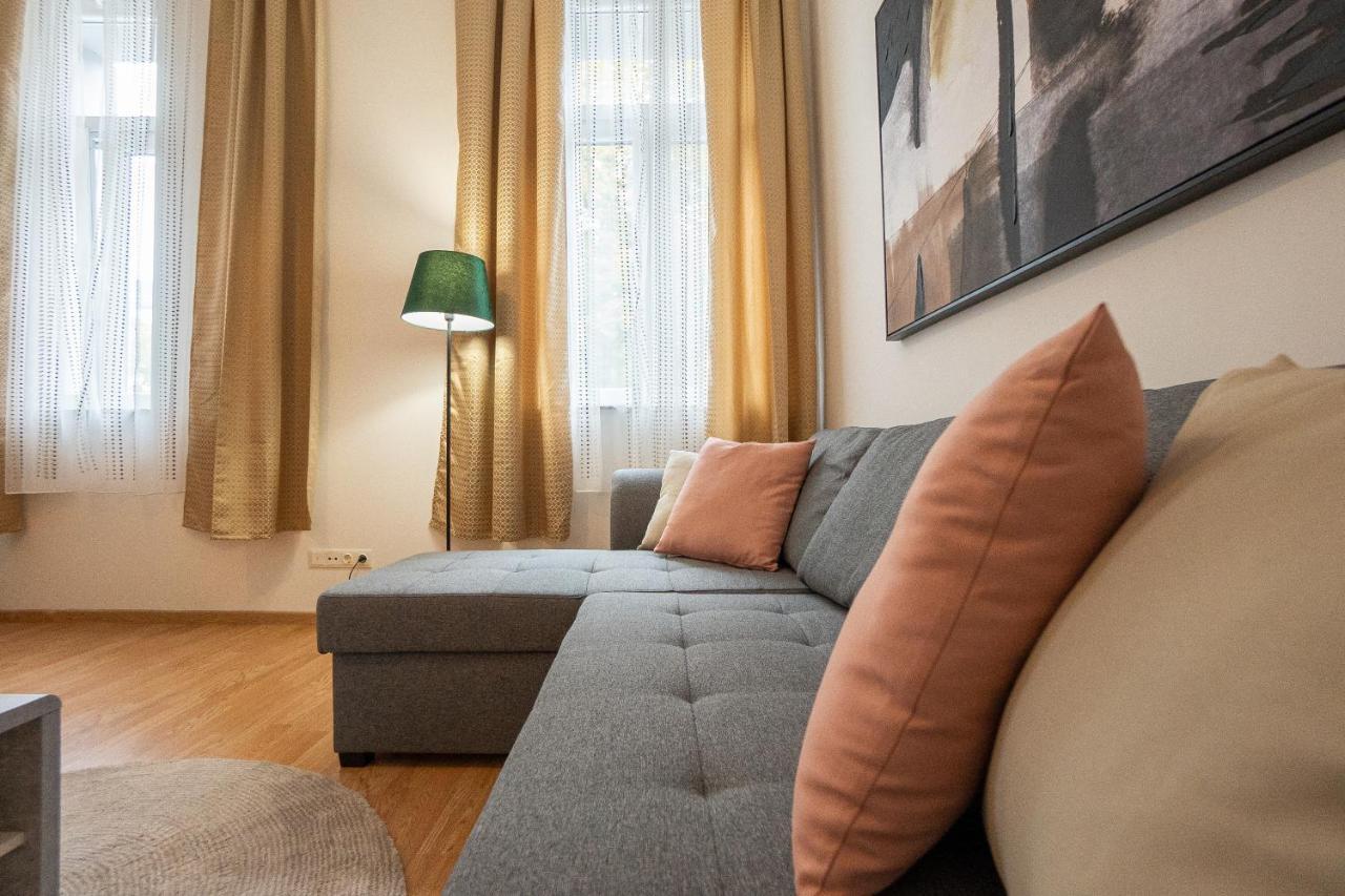 Apartment In The Central Area. 5 Minute'S Walk To The Danube. Відень Екстер'єр фото